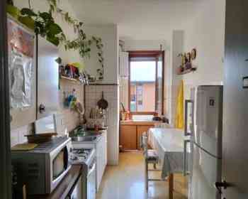 dergano地铁 bovisa 火车站附近 家具齐全的双人房床位招女租客