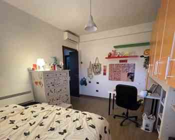 米兰cagranda出租两个单间