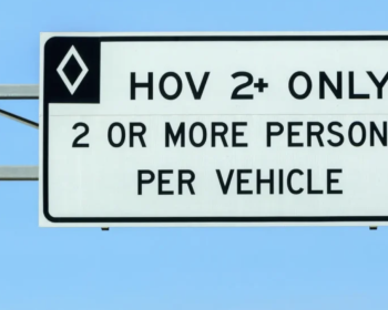 这种新交通标志正在欧洲流行，很多人还不知道是什么意思