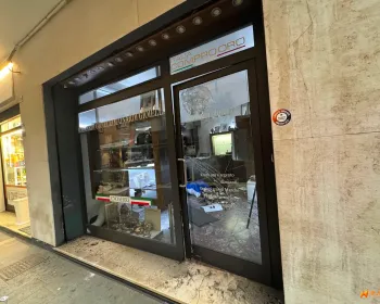 惊魂半夜！6人团伙狂撬梅斯特雷珠宝店，20万财物遭洗劫
