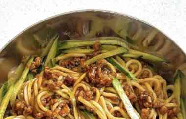 这样做出来的炸酱面，香飞了❗