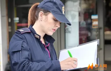 瞒天过海！华人女老板用买来的假证书开美容院，惊动警方突击查封