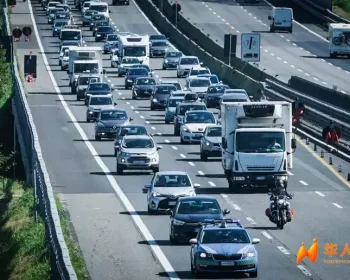 🚫7月下旬至8月初出行请避开这些高峰日！官方限行时间公布