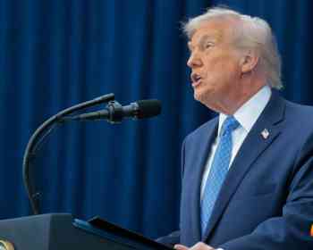 美国正式把欧盟当“对手”？特朗普新版国家安全战略震撼欧洲