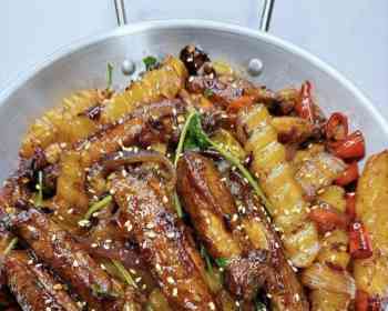 干锅土豆鸡翅  焦香入味  香迷糊了！