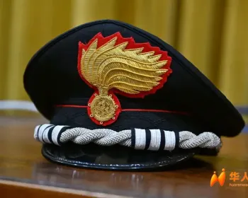 照顾100%残疾儿子反被开除？意大利老宪兵因“业绩差”面临失业，工会怒了！