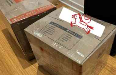 纽约寄中国回国行李1.8一斤 4天到中国 到位速递微信fundes