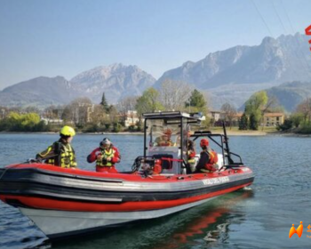 23岁女孩科莫湖离奇身亡，遗体在12米深湖底被找到