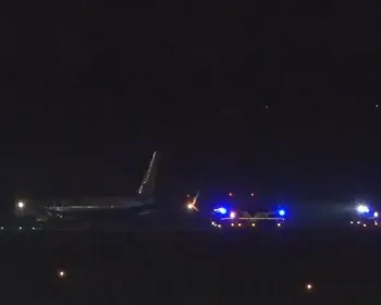 惊险一刻！瑞安航班降落米兰前突发故障，跑道上救护车排成队