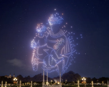 帕多瓦跨年夜放大招：1000架无人机点亮整片夜空