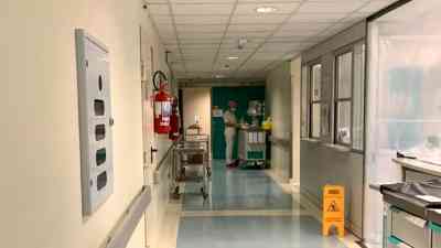 Corsia di ospedale-2.jpg