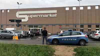 polizia esselunga-3.jpg