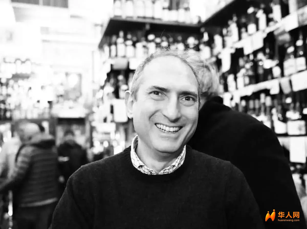 luca-sarais_titolare-di-Cantine-Isola-a-Milano.jpg.webp
