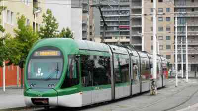 tram 7 metrotranvia - wikipedia.jpeg