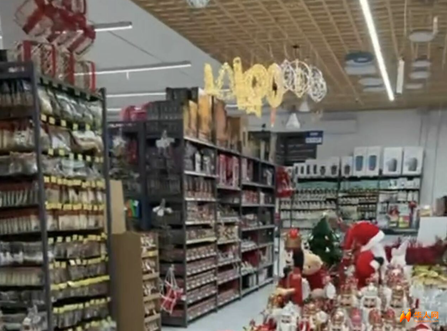 截屏2025-11-21 23.21.53.png