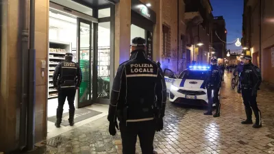 la-polizia-locale-e-intervenuta-la-sera-del-5-gennaio-alla-pam-di-via-diaz-su-se.webp