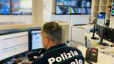 polizia locale centrale operativa.jpg