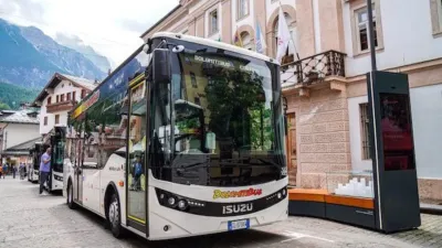 un-pullman-di-dolomiti-bus.webp
