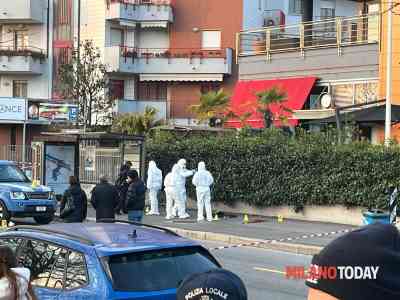 Sparatoria tra la polizia e un rapinatore a Milano. Foto A. Gemme 2.jpeg