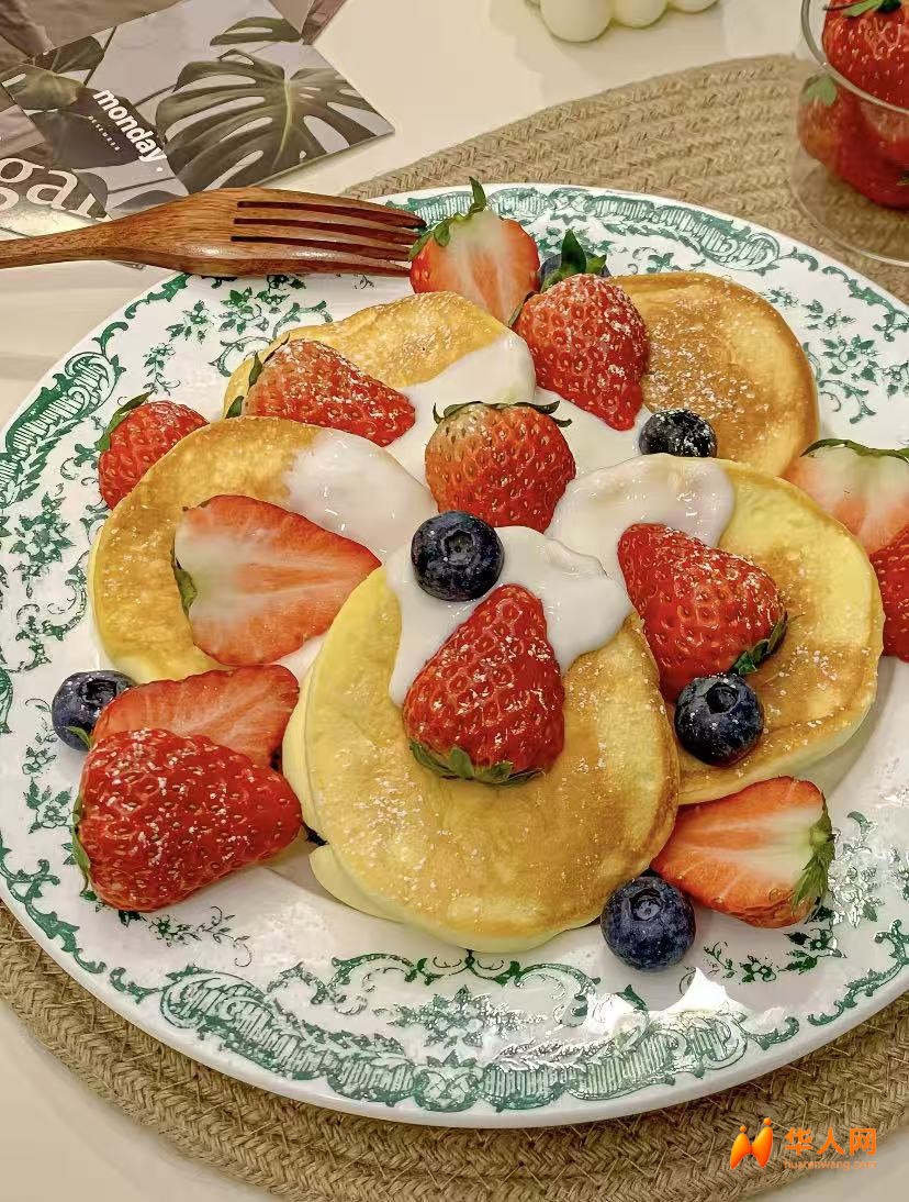 低卡甜品✨莓果舒芙蕾🥞云朵般绵软轻盈☁️