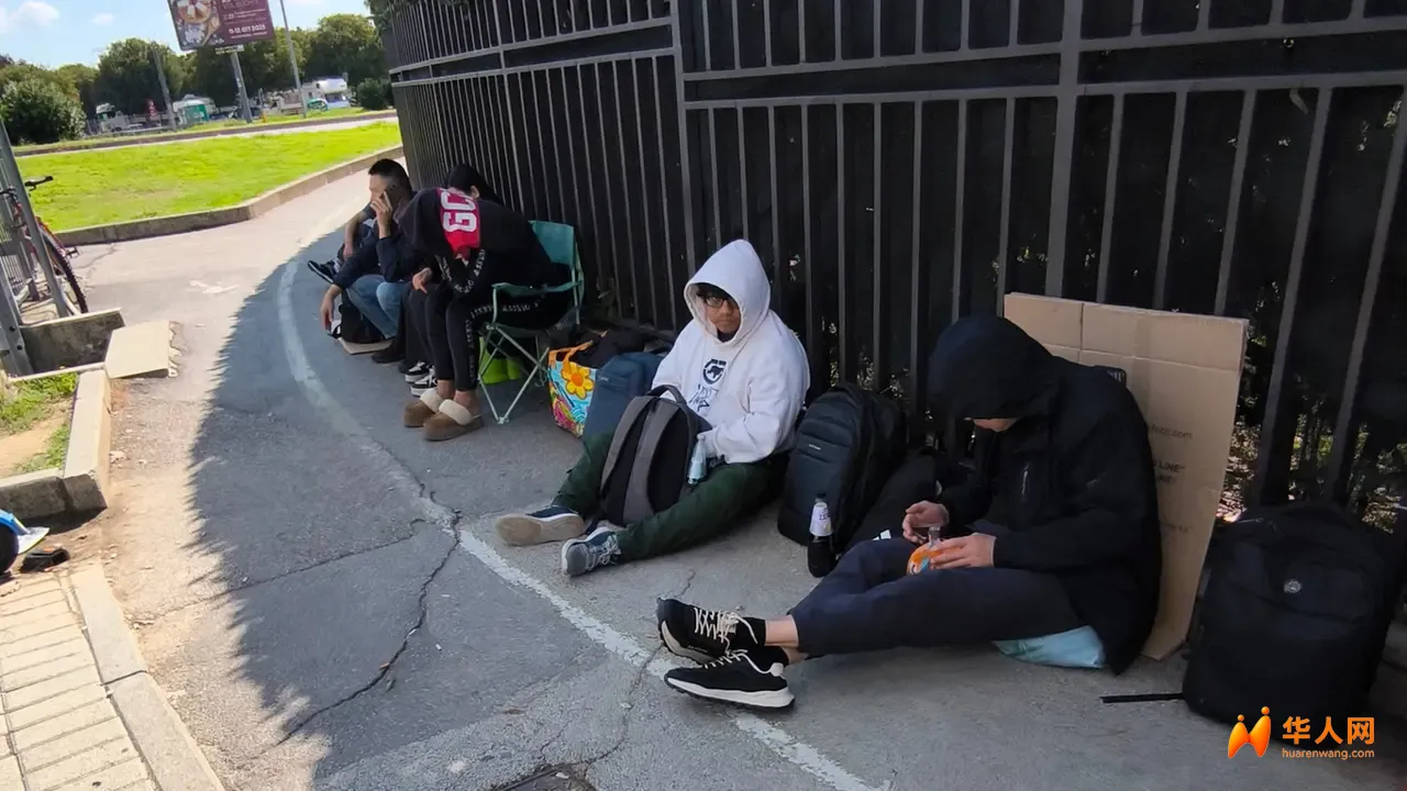 租房被索要8000欧元黑钱，普拉托巴籍工人选择报警