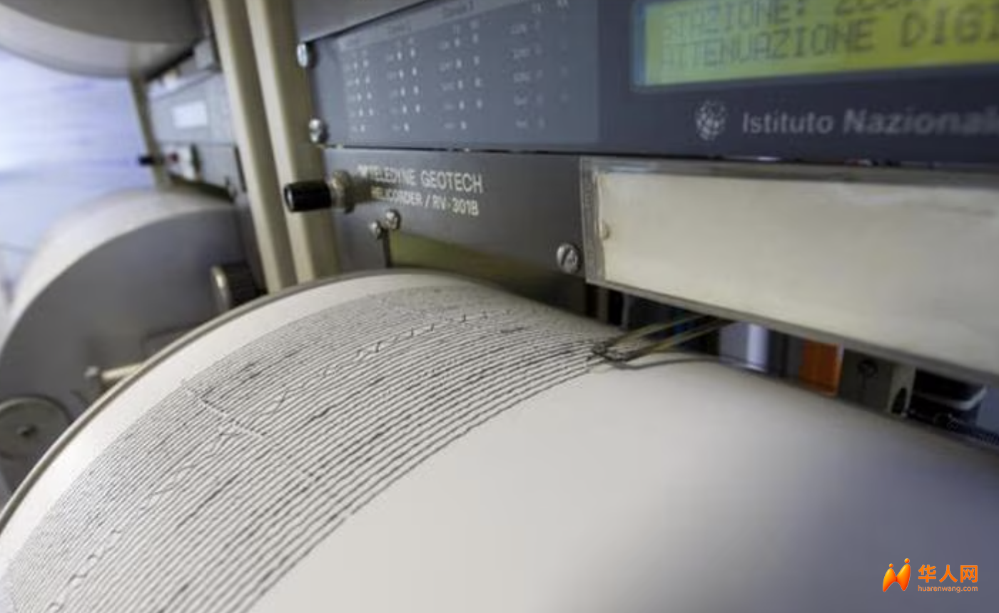 深夜突发！那不勒斯湾发生5.9级地震，多地居民被震醒