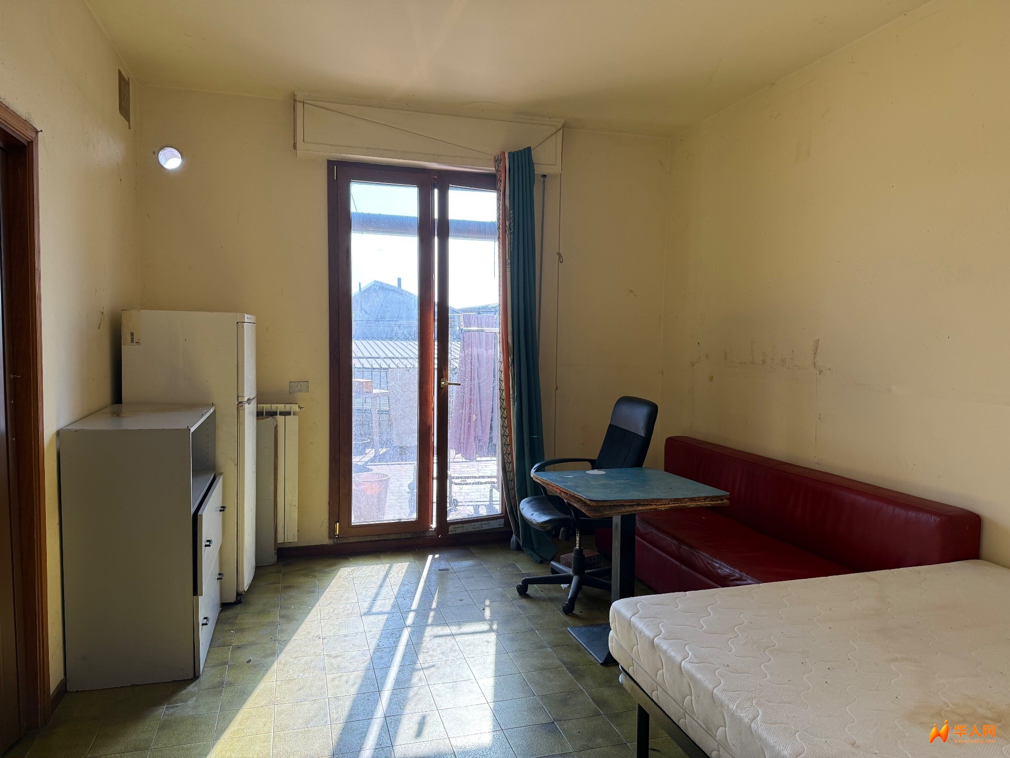 TAVOLA近美丽超市百利超市出租两个房间