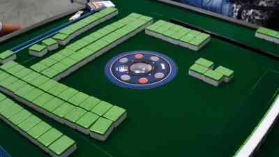il-gioco-di-carte-mahjong-e-considerato-sport-nazionale-in-cina.jpg