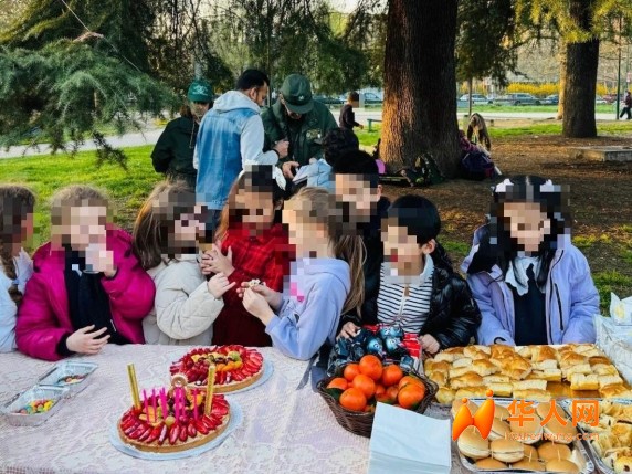 米兰九头马公园孩子野餐被罚款，家长不满！