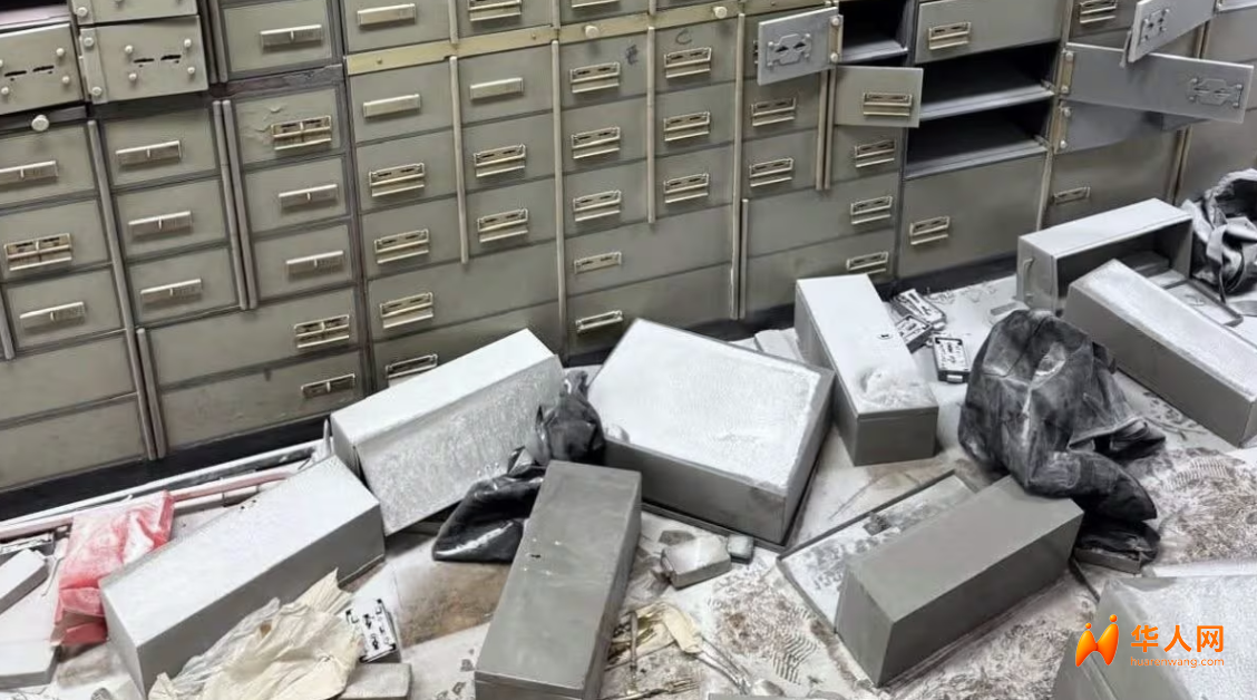 堪比好莱坞大片！劫匪潜伏数月挖通下水道，洗劫那不勒斯银行金库