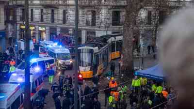 Tram deragliato - Stefano Porta _ LaPresse-2.jpg